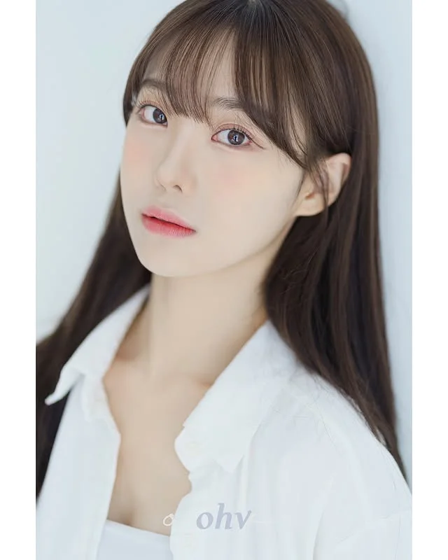이나현